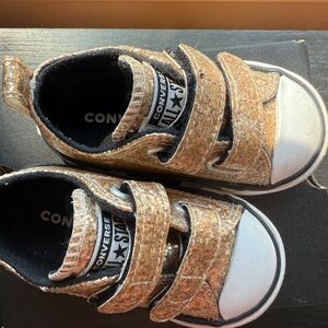 Converse Easy On Gold Glitter Toddler 4